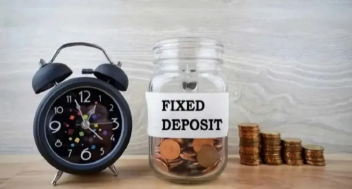 2025 में फिक्स्ड डिपॉज़िट पर बैंकों की नई ब्याज दरें घोषित — निवेशकों को मिल रहा 2.50% से लेकर 8.50% तक रिटर्न